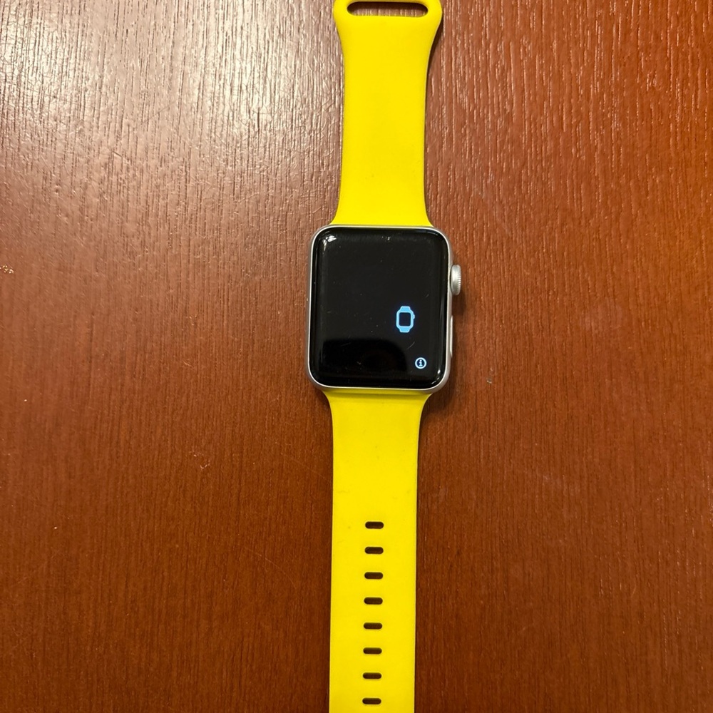 Apple Yellow and Black Smartwatch with Sport Band